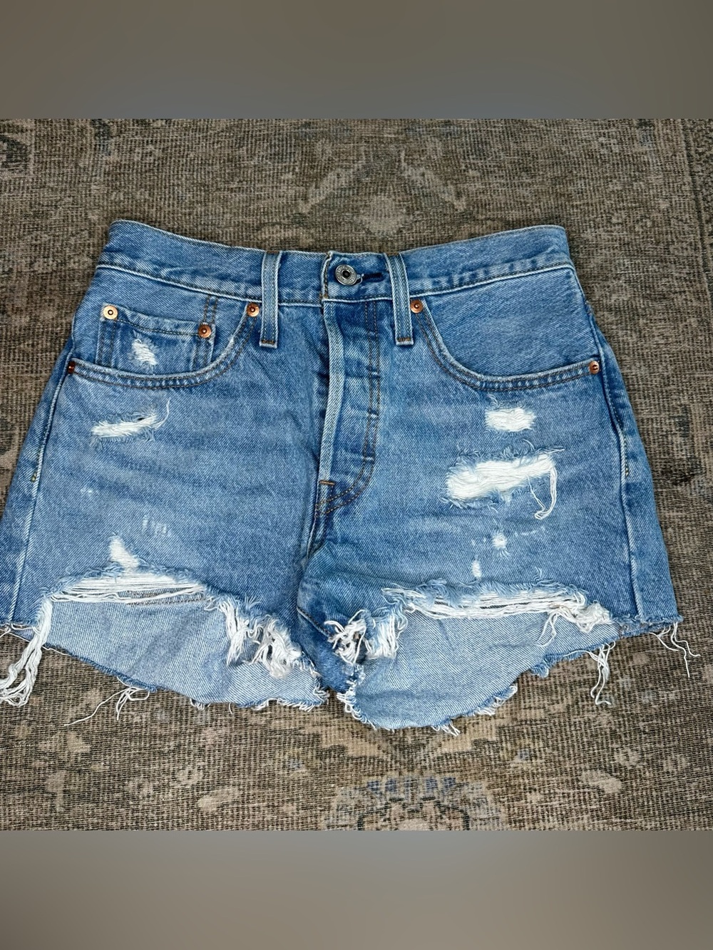 Levi's 501 Original Jean Cut Off Medium Blue Denim Shorts Size 26 Button Fly